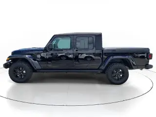 Jeep Gladiator 2023 4x4 Sport 4 puertas Cabina completa 5.0 ft. SB