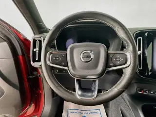 Volvo XC40 Recharge 2021 eAWD Puro Eléctrico P8 4p SUV
