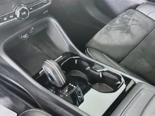 Volvo XC40 Recharge 2021 eAWD Puro Eléctrico P8 4p SUV