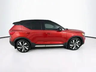 Volvo XC40 Recharge 2021 eAWD Puro Eléctrico P8 4p SUV