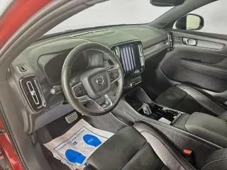 Volvo XC40 Recharge 2021 eAWD Puro Eléctrico P8 4p SUV