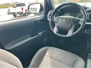 Toyota Tacoma 2016 4x4 SR V6 4dr Double Cab 5.0 ft SB