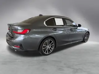 Sedán BMW 3 Series 2021 330i 4 puertas