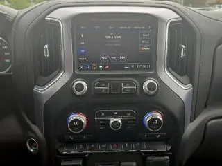 GMC Sierra 1500 2019 4x4 SLE 4p Puerta Crew Cab 5.8 ft. CB