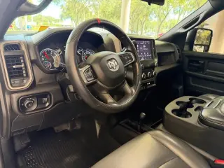 Ram 3500 2023 4x4 Tradesman 4dr Crew Cab 8 ft. LB DRW Pickup