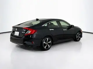 Honda Civic 2018 Touring 4dr Sedan