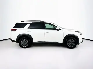 Nissan Pathfinder 2024 SV 4dr SUV