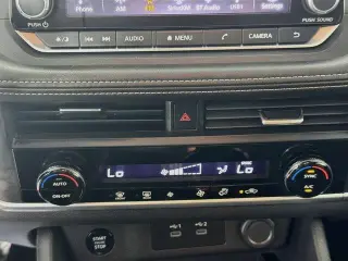 Nissan Rogue 2025 SV 4dr Crossover