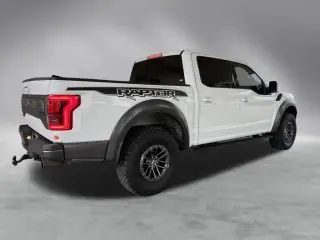 Ford F-150 2019 4x4 Raptor 4dr SuperCrew 5.5 ft. SB
