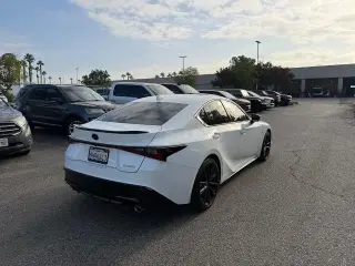 Lexus IS 350 2022 F SPORT 4dr Sedán