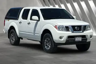 Nissan Frontier 2018 4x4 PRO-4X 4dr Crew Cab 5 ft. SB 6M
