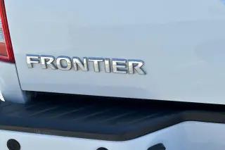 Nissan Frontier 2018 4x4 PRO-4X 4dr Crew Cab 5 ft. SB 6M