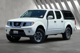 Nissan Frontier 2018 4x4 PRO-4X 4dr Crew Cab 5 ft. SB 6M