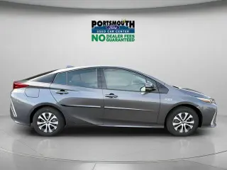 Toyota Prius Prime 2020 LE 4p Hatchback