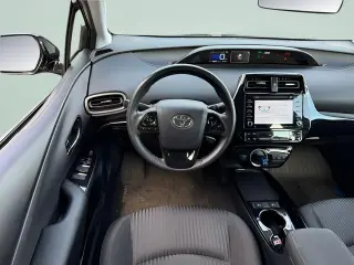 Toyota Prius Prime 2020 LE 4p Hatchback
