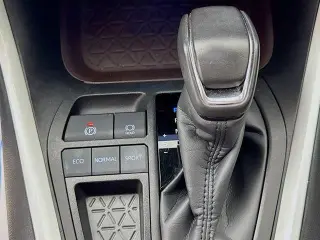 Toyota RAV4 2023 Limited 4p SUV