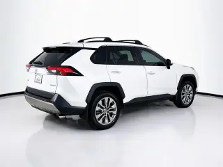 Toyota RAV4 2023 Limited 4p SUV