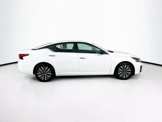 Nissan Altima 2025 2.5 SV 4dr Sedan