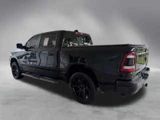 Ram 1500 2024 4x4 Laramie 4dr Crew Cab 5.6 ft. SB Camioneta