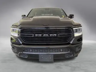 Ram 1500 2020 4x4 Laramie 4dr Crew Cab 5.6 ft. SB Camioneta
