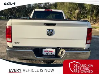 Ram 1500 Clásico 2023 4x2 Tradesman 2p Cubierta Regular 8 ft. LB Pickup