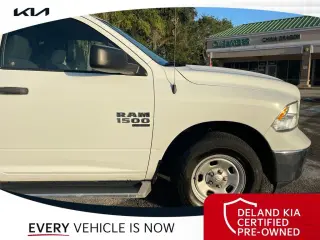 Ram 1500 Clásico 2023 4x2 Tradesman 2p Cubierta Regular 8 ft. LB Pickup