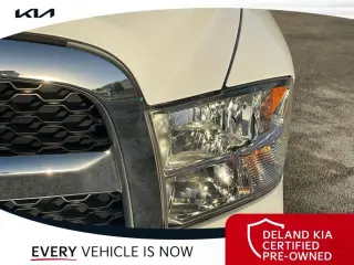Ram 1500 Clásico 2023 4x2 Tradesman 2p Cubierta Regular 8 ft. LB Pickup