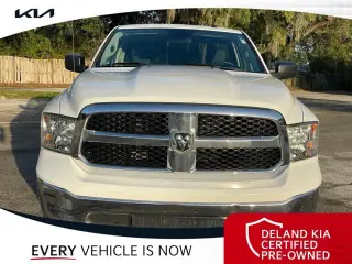 Ram 1500 Clásico 2023 4x2 Tradesman 2p Cubierta Regular 8 ft. LB Pickup