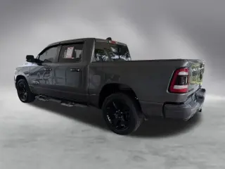 Ram 1500 2021 4x2 Big Horn 4dr Crew Cab 5.6 ft. SB Pickup