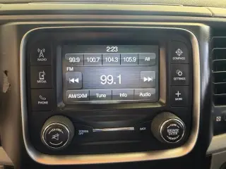 Ram 1500 2017 4x2 Express 4dr Crew Cab 5.5 ft. SB Pickup