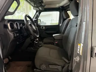 Jeep Wrangler Unlimited 2019 4x4 Sport 4p SUV