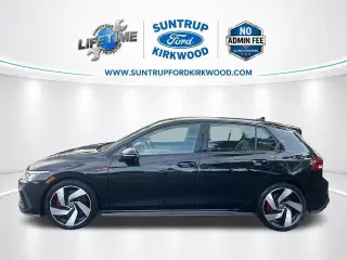 Volkswagen Golf GTI 2024 S 4p Hatchback