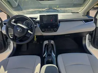 Toyota Corolla 2022 LE Sedan 4p.