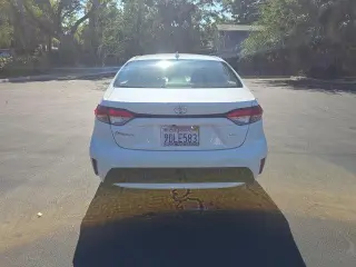 Toyota Corolla 2022 LE Sedan 4p.