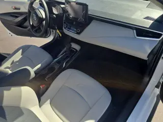 Toyota Corolla 2022 LE Sedan 4p.