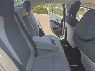 Toyota Corolla 2022 LE Sedan 4p.