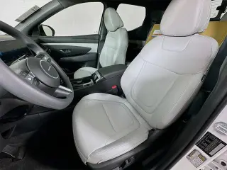 Hyundai SANTA CRUZ 2025 tracción en todas las ruedas SEL Activity 4p Cab de tripulación 4.3piezas BA