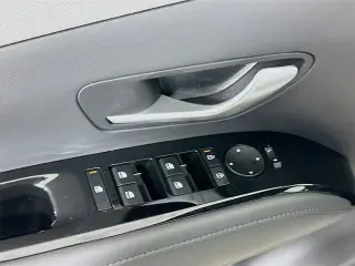Hyundai SANTA CRUZ 2025 tracción en todas las ruedas SEL Activity 4p Cab de tripulación 4.3piezas BA