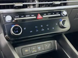 Hyundai SANTA CRUZ 2025 tracción en todas las ruedas SEL Activity 4p Cab de tripulación 4.3piezas BA