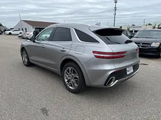 Genesis GV70 2025 AWD 2.5T Standard 4p SUV