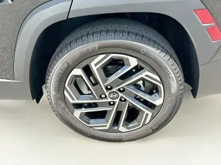 Hyundai TUCSON 2025 AWD Limited 4dr SUV