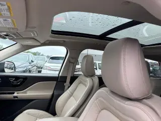 Lincoln Aviator 2023 AWD Reserve 4dr SUV