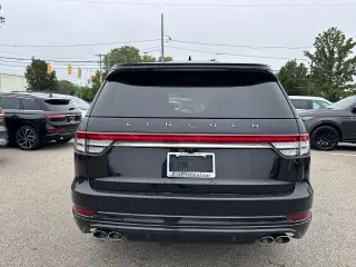 Lincoln Aviator 2023 AWD Reserve 4dr SUV