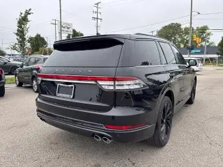 Lincoln Aviator 2023 AWD Reserve 4dr SUV