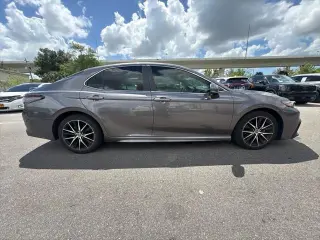 Toyota Camry 2022 SE 4p Sedan