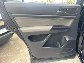 Volkswagen Atlas 2021 SE 4p SUV (versión de mitad de año)