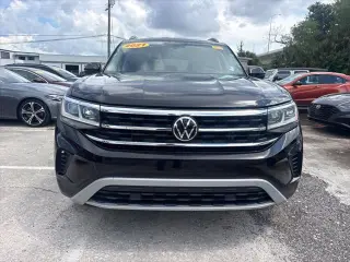 Volkswagen Atlas 2021 SE 4p SUV (versión de mitad de año)