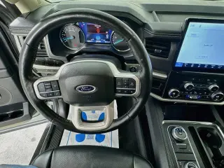 Ford Expedition 2024 4x4 XLT 4p SUV