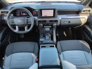 Toyota Tacoma 2026 4x4 TRD Todo Terreno 4p Doble Cabina 5.0 ft SB 8A