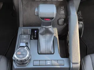 Toyota Tacoma 2026 4x4 TRD Todo Terreno 4p Doble Cabina 5.0 ft SB 8A